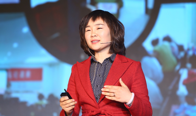 Small 2dc4c029af613642a153762bea1baada