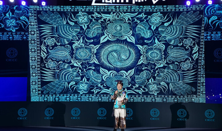 Small 06185117263a6e18a6f108bc74fffaad