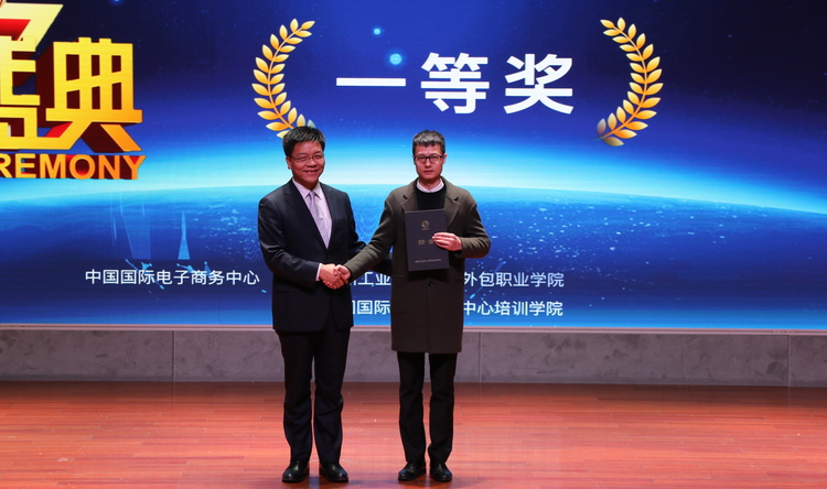 Small 225349175c7a116df1a2617bbf3e909b