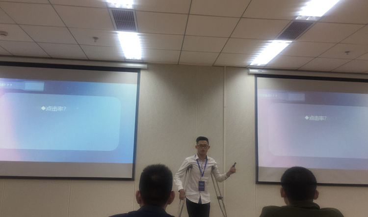 Small 2b9c3e4e751e8e215bb5c22286530cb5