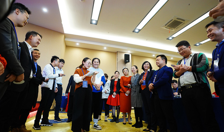 Small e24a7aa3dd422a49d0e26eca7e48d38c