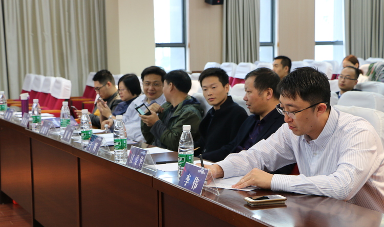 Small df626ed78dbef47db867ce184086c16b